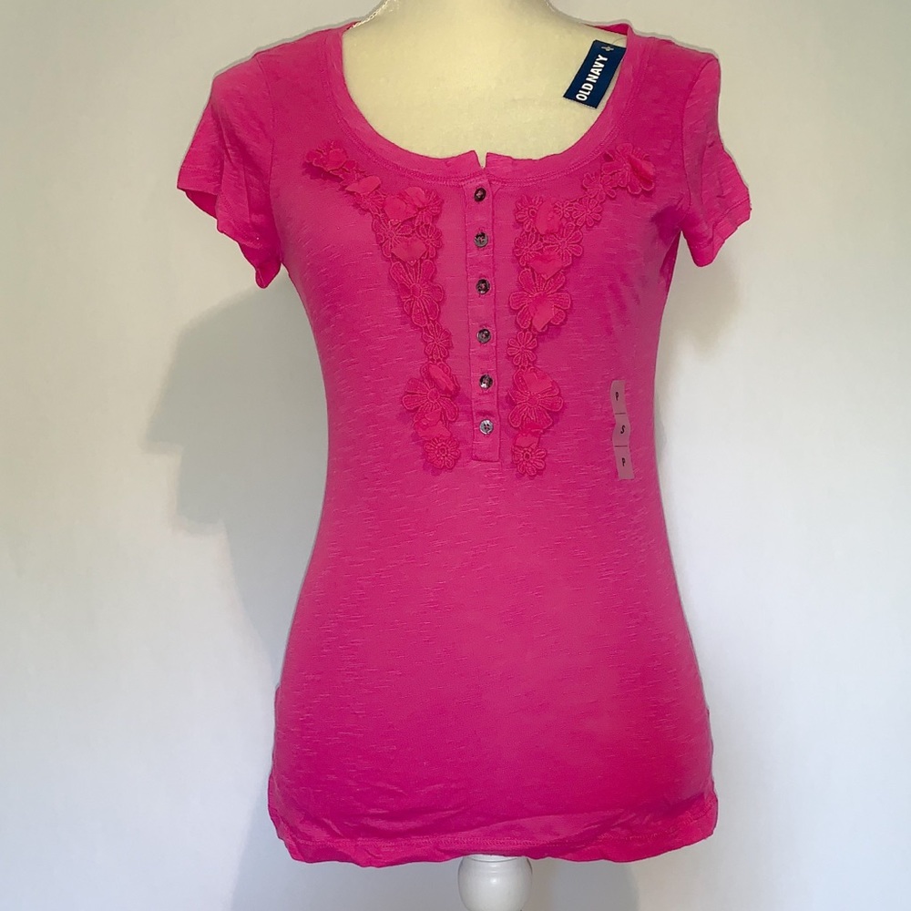 Fuchsia pink shirt size Small Old Navy